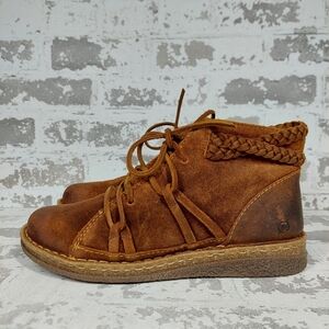 New BORN Women's, Temple II Brown Suede Lace Up Bootie O775